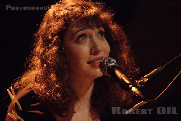 REGINA SPEKTOR - 2005-04-27 - PARIS - Cafe de la Danse - 